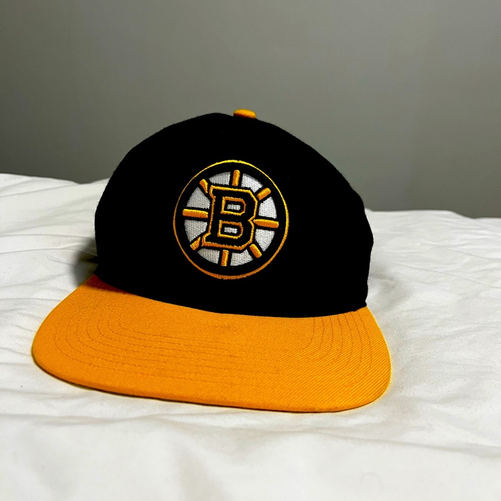 NEVER WORN Bruins NHL Hat